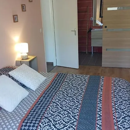 Maison Confort, 4 Pers Parking Prive Villa Le Pont-de-Beauvoisin